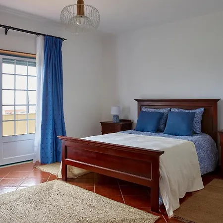 Chale Da Malvarosa 阿通奎亚·达·巴利亚