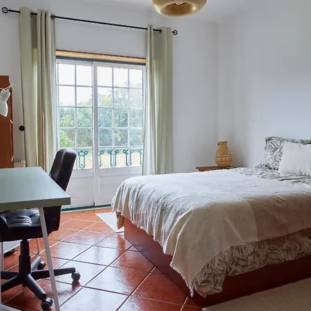 Chale Da Malvarosa 阿通奎亚·达·巴利亚