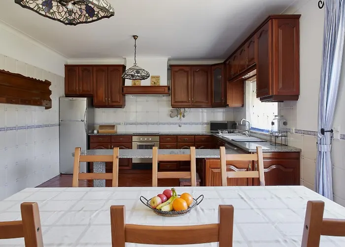 Chale Da Malvarosa Atouguia Da Baleia